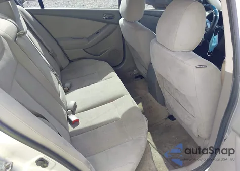 2011 Nissan Altima 2.5 S z USA, uszkodzony, nr VIN 1N4AL2AP1BN515944